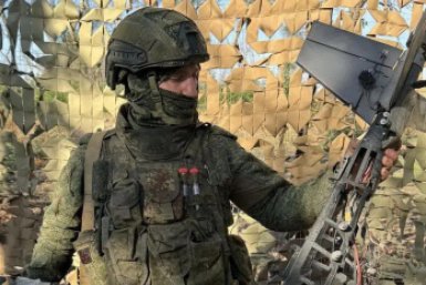 Военнослужащего ВВО из Хабаровского края наградили медалями Жукова и Суворова Предоставлено пресс-службой Восточного военного округа